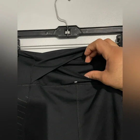 UNDER ARMOUR LEGGING - Picture 9 of 15